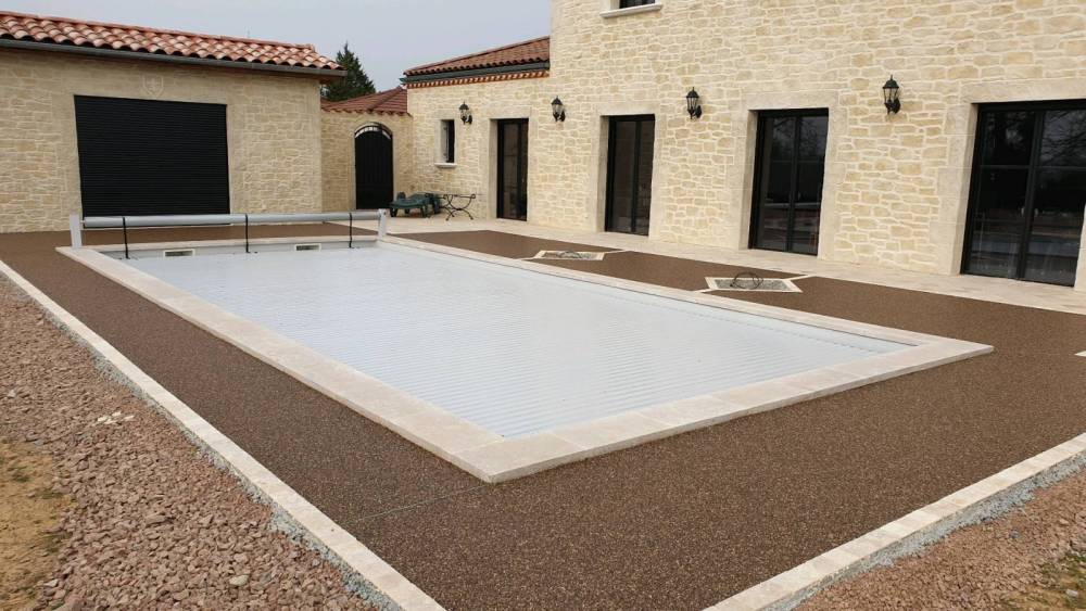 Tour de piscine