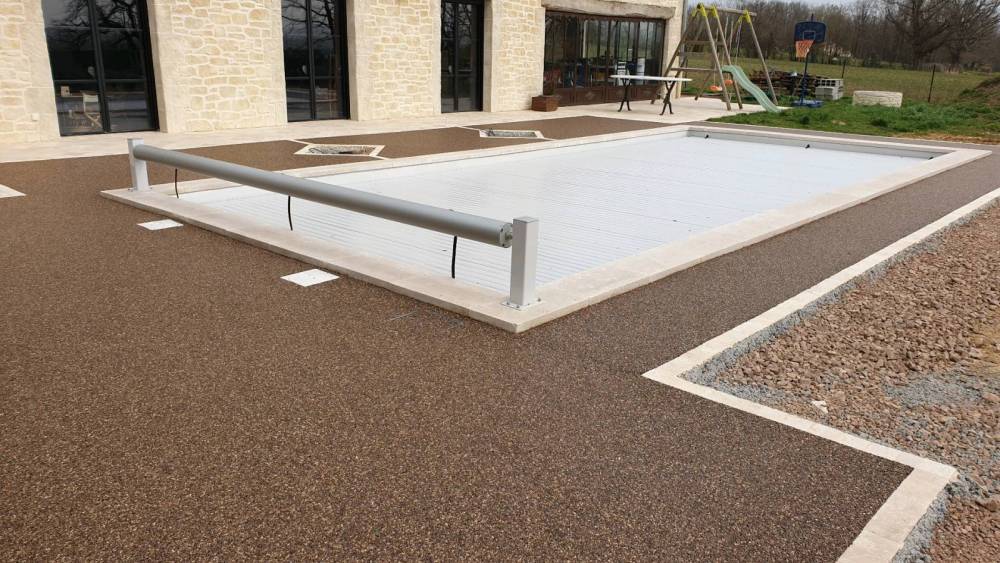 Tour de piscine