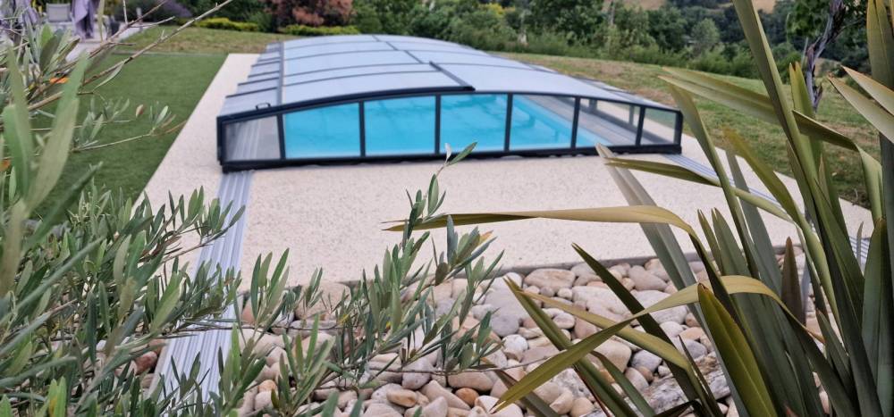 Tour de piscine
