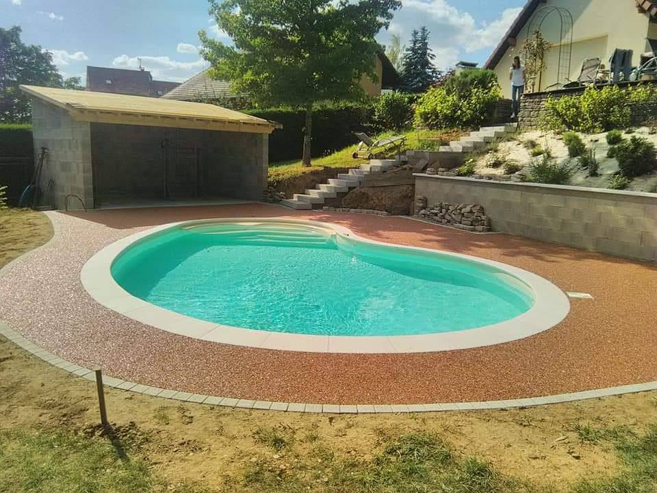 Tour de piscine