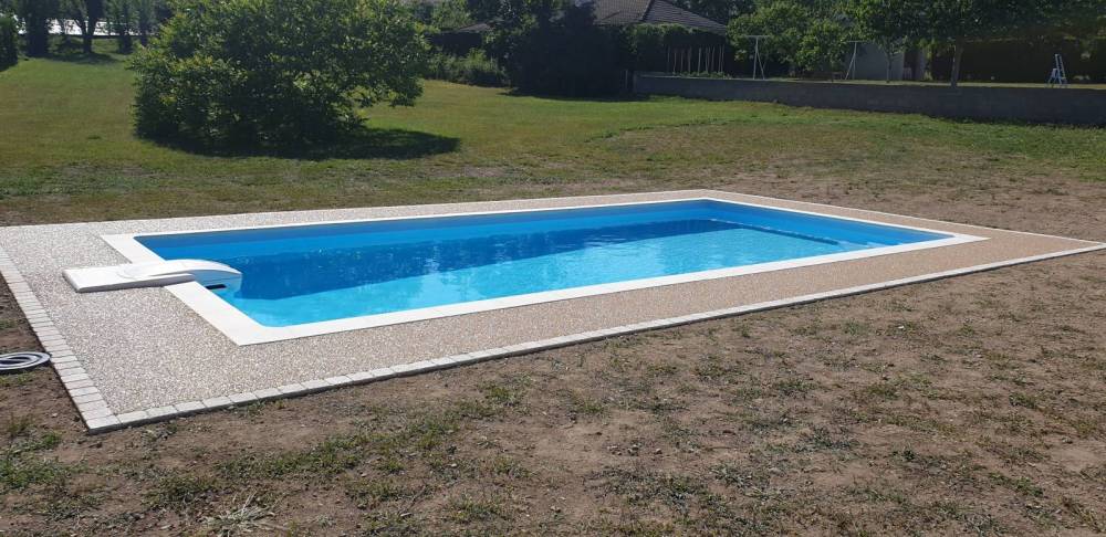 Tour de piscine