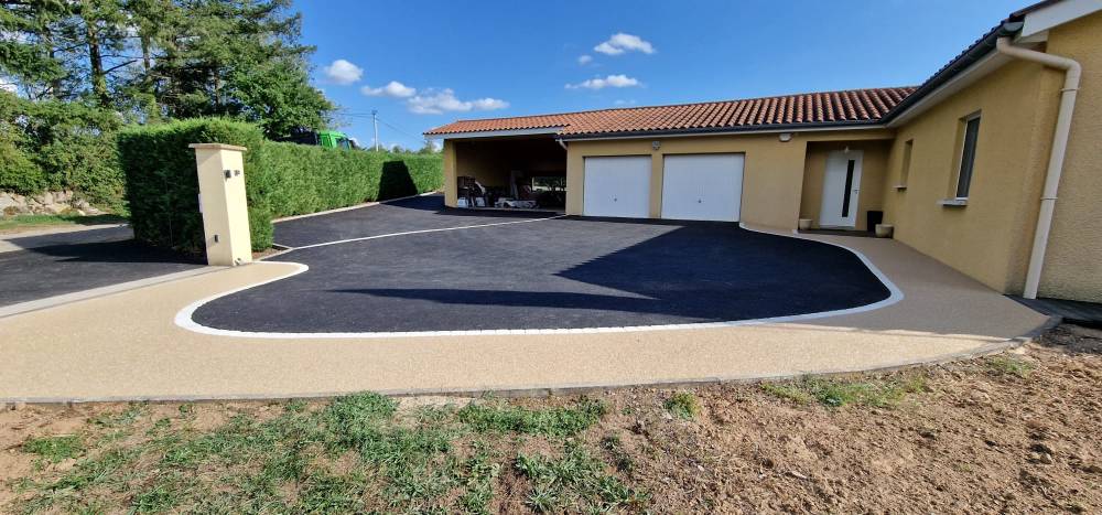 Aménagement de Cour à Feurs