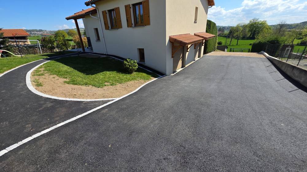 4b901e6e-3034-4535-b84d-7284cb30515b